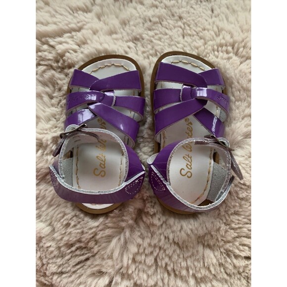 Saltwater Sandal NEW shiny purple Toddler 4C - Picture 1 of 5